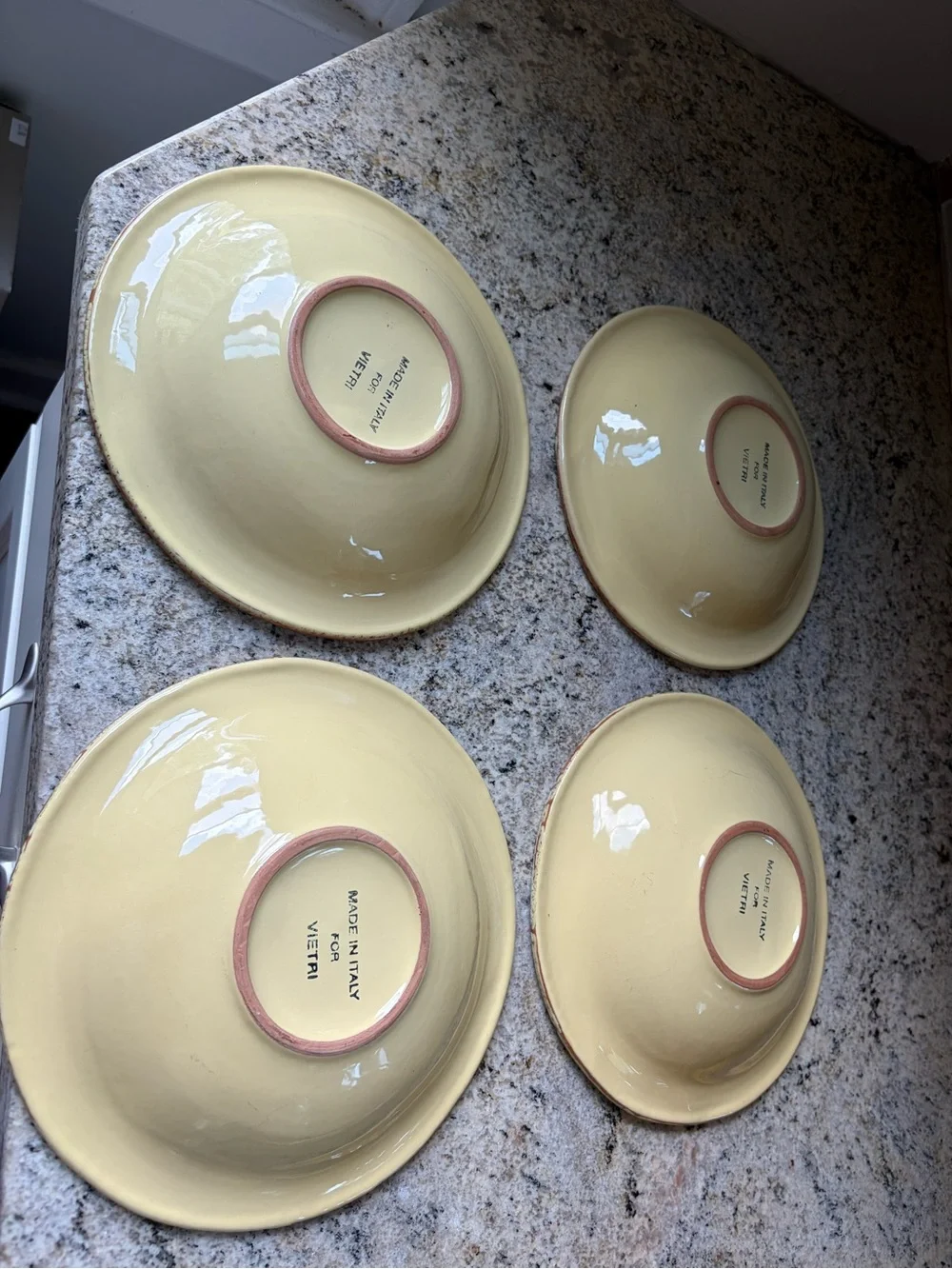 Vietri Crema Rim Soup coupe Bowl (approx 8-3/4”) shallow set of 4